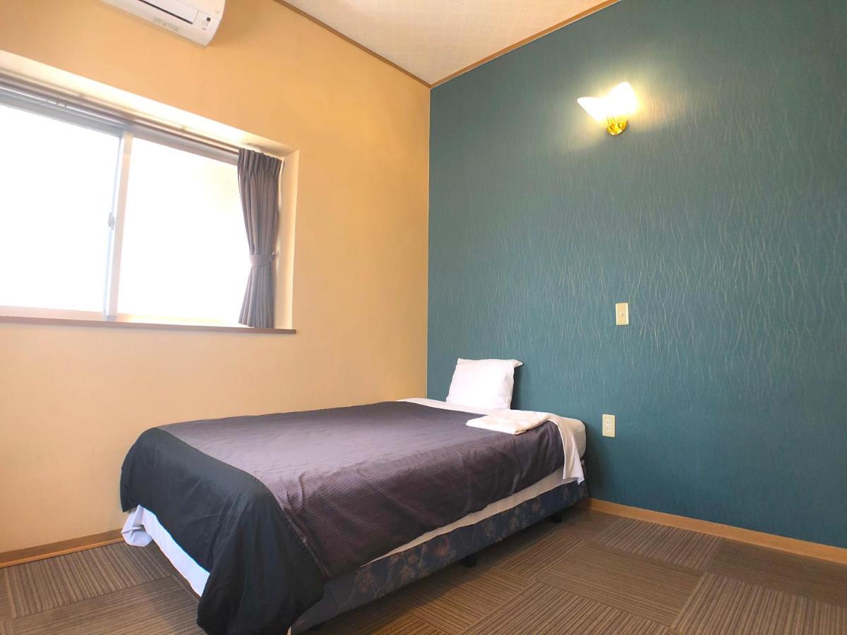 Hotel Time Rich à Okinawa Extérieur photo