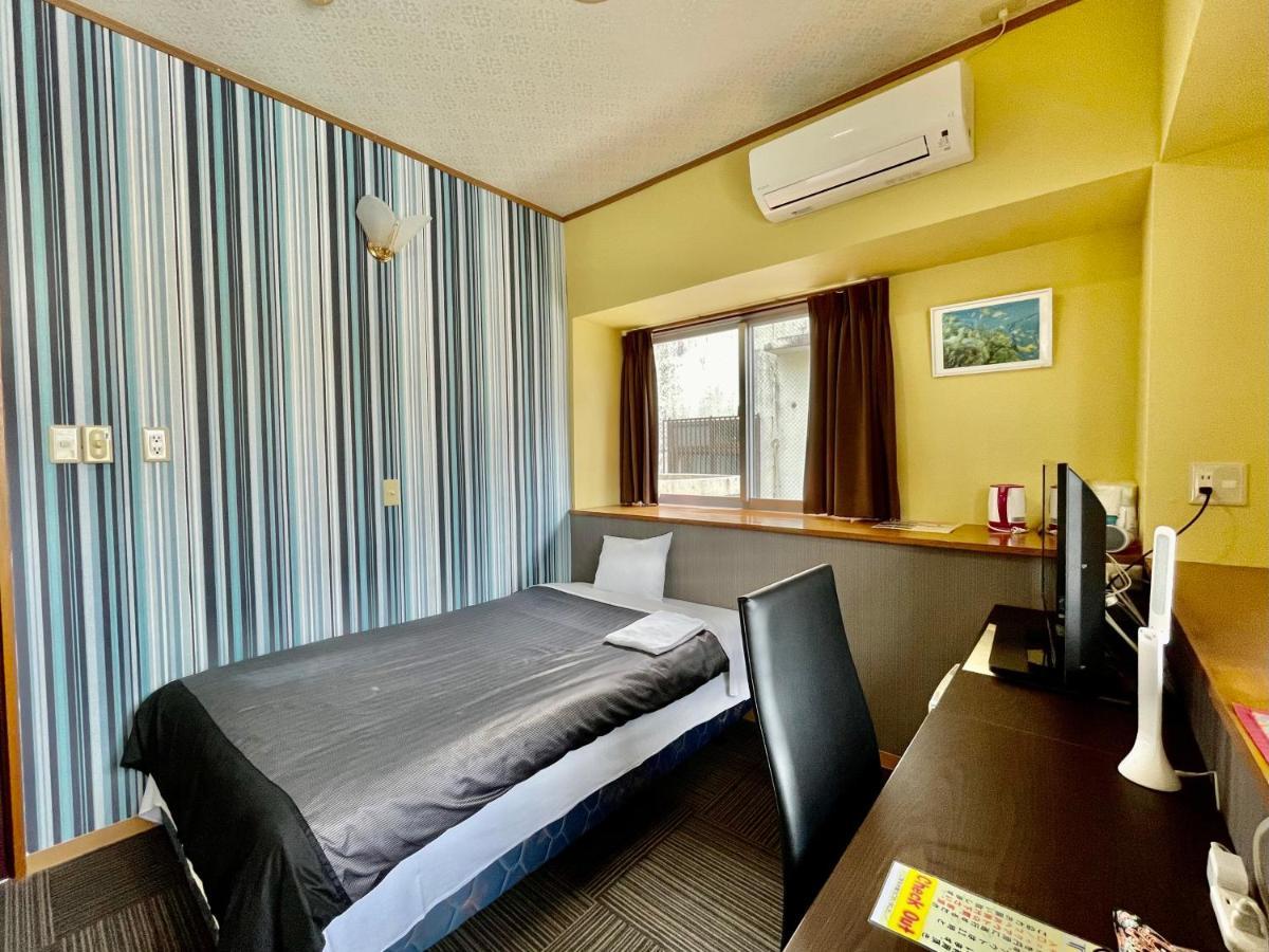 Hotel Time Rich à Okinawa Extérieur photo